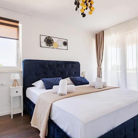 Casa Di Marko-New Modern Rustic House With Pool And Spacious Garden! Privlaka  Exterior foto