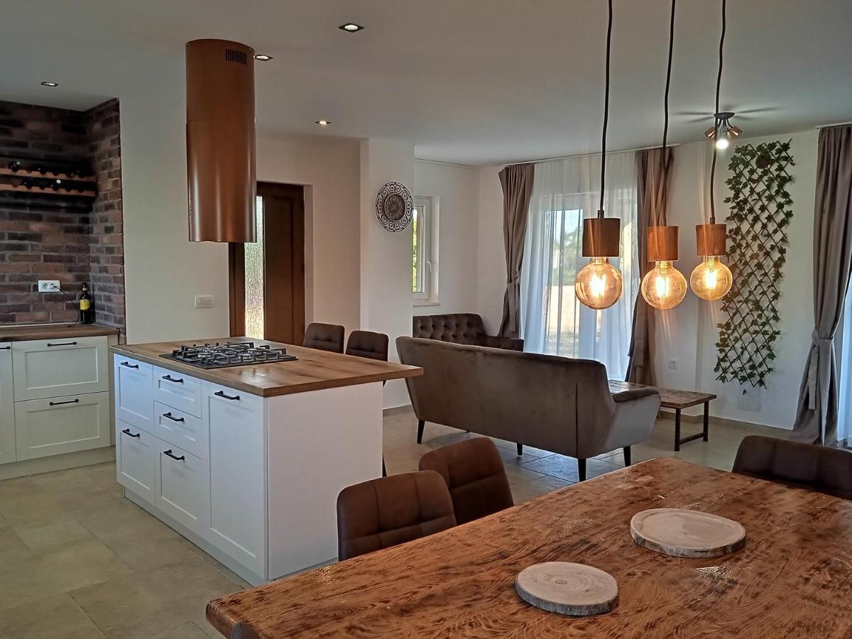 Casa Di Marko-New Modern Rustic House With Pool And Spacious Garden! Privlaka  Exterior foto
